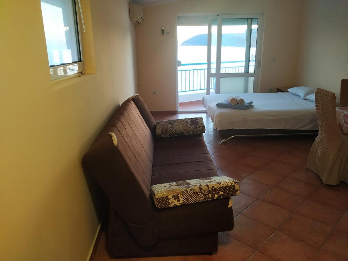 Apartmani Orange Dreams Sutomore Εξωτερικό φωτογραφία