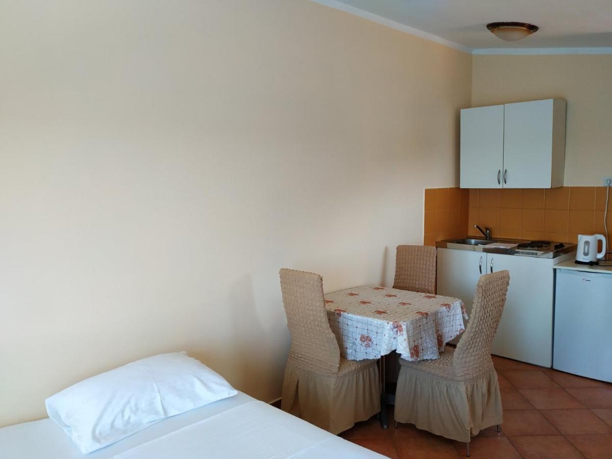 Apartmani Orange Dreams Sutomore Εξωτερικό φωτογραφία